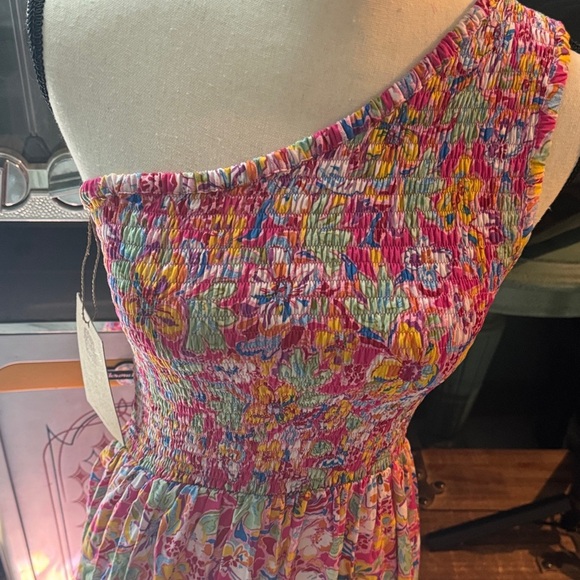 ELF| ‘Cassandra’ One Shoulder Vibrant Floral Maxi Dress - Picture 3 of 7